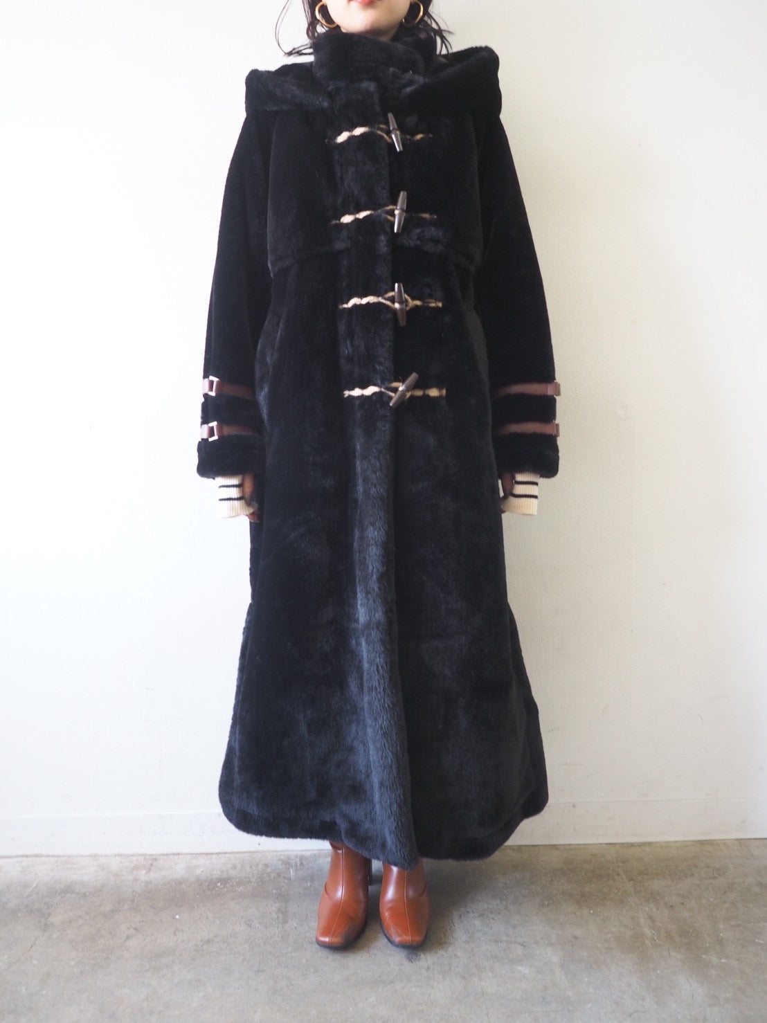 Yukko collaboration eco fur duffle long coat/ブラック – Lumier