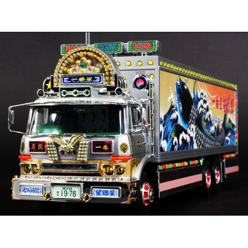 Amazon.co.jp: スカイネット 1/32 RC トラック野郎 No.13 望郷一番星