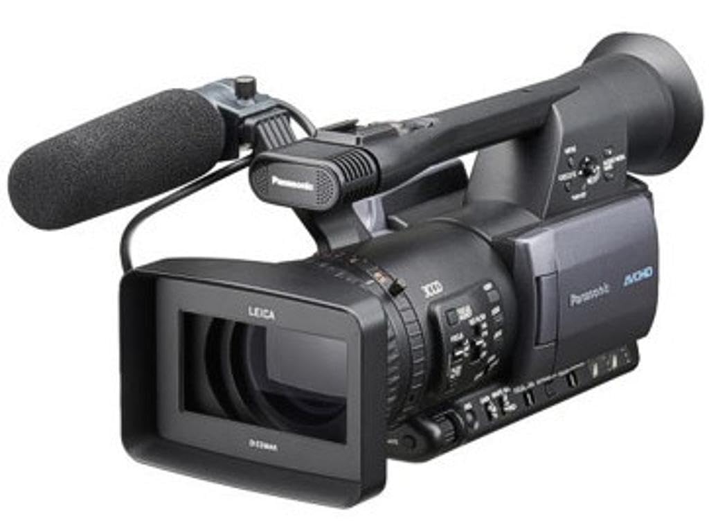 Amazon.com : Panasonic Pro AG-HMC155 3CCD AVCHD 24fps Camcorder