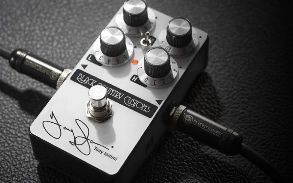 Amazon.com: Laney Black Country Customs TI-BOOST Tony Iommi