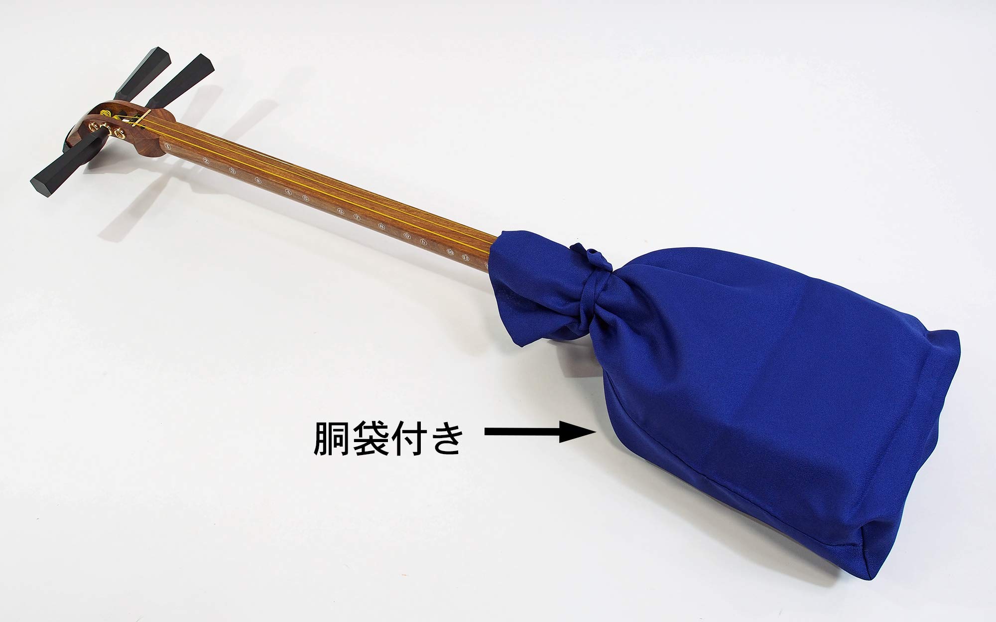 Amazon | 三味線亀屋 津軽アフリカ花林三味線(のべ棹) 合成皮仕上げ