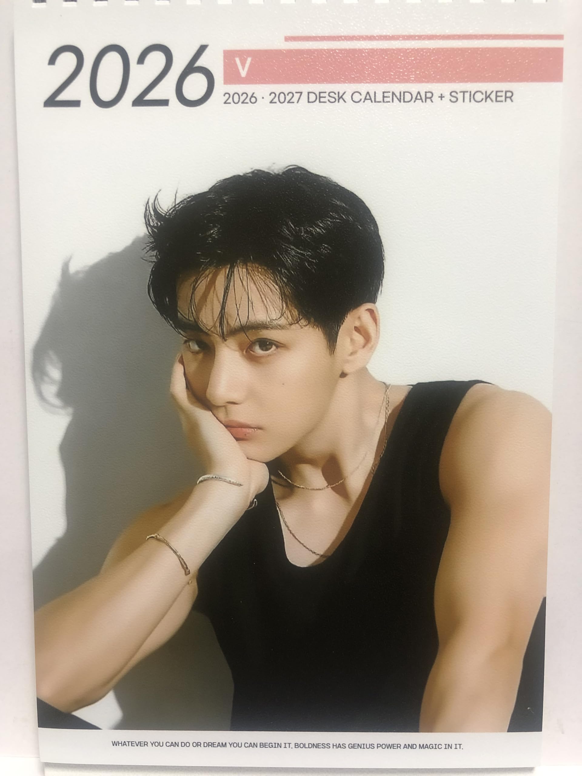 Amazon.co.jp: V テテ グッズ 2026年-2027年 2年分 卓上カレンダー (V