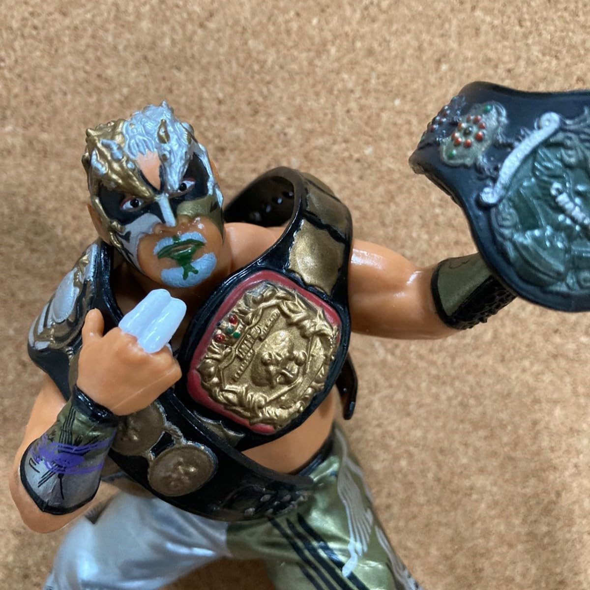 Amazon.co.jp: 武藤敬司 グレートムタ フィギュア IWGP 三冠