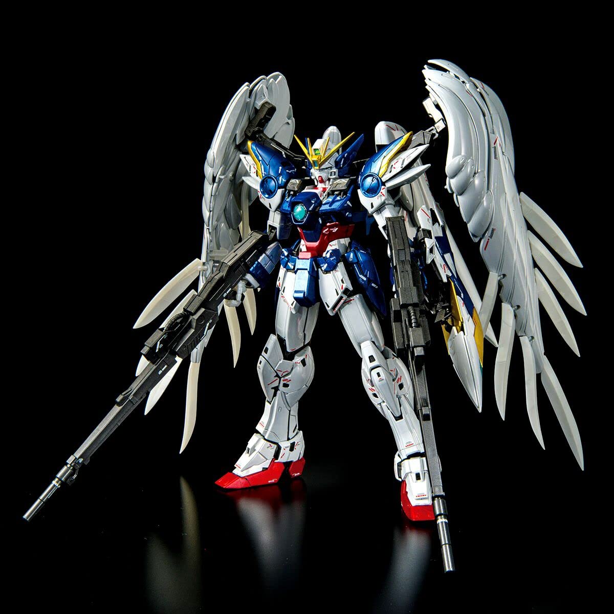 Amazon | バンダイ(BANDAI) MG 1/100 ガンダムベース限定 ウイング