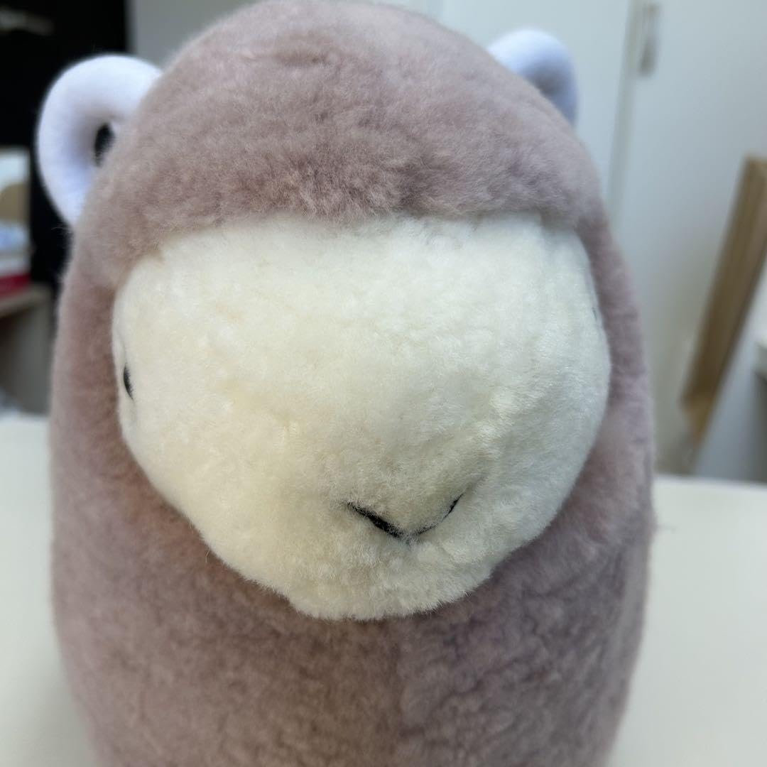 Amazon.co.jp: じぶんまくらムートンひつじ抱き枕 : ホーム＆キッチン