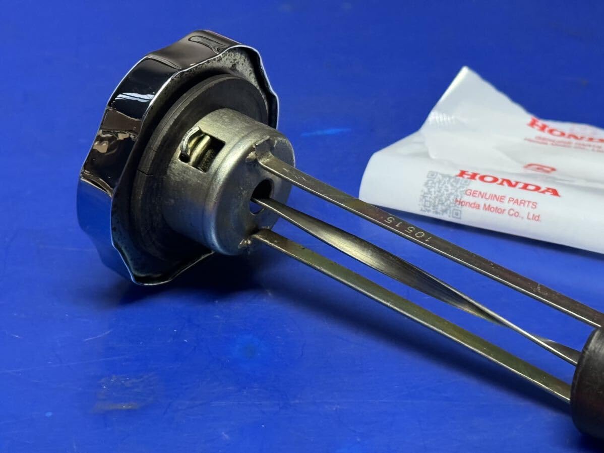 Amazon.co.jp: 廃番 純正品 シャリー ダックス カブ ガソリンキャップ