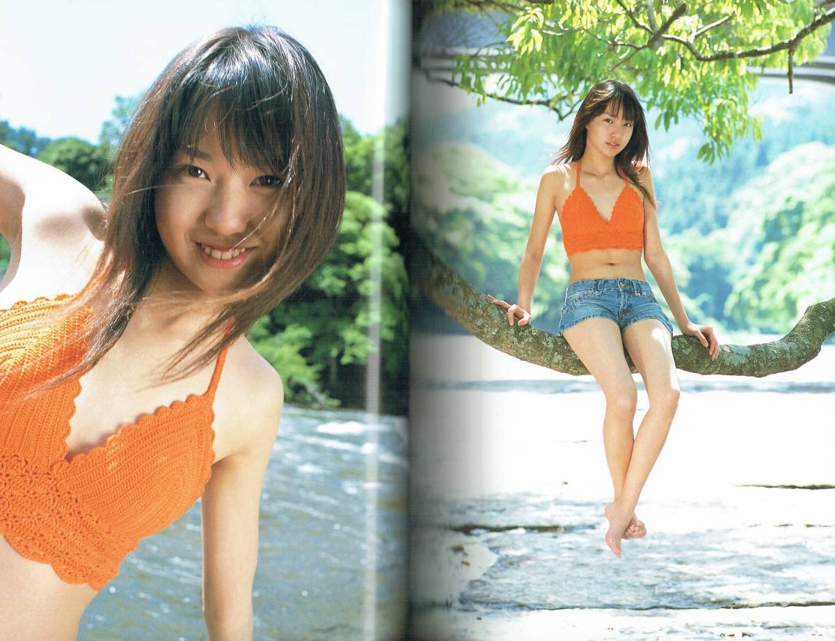 Amazon.co.jp: SANWA MOOK 美少女写真集7 戸田恵梨香 生まれた泉