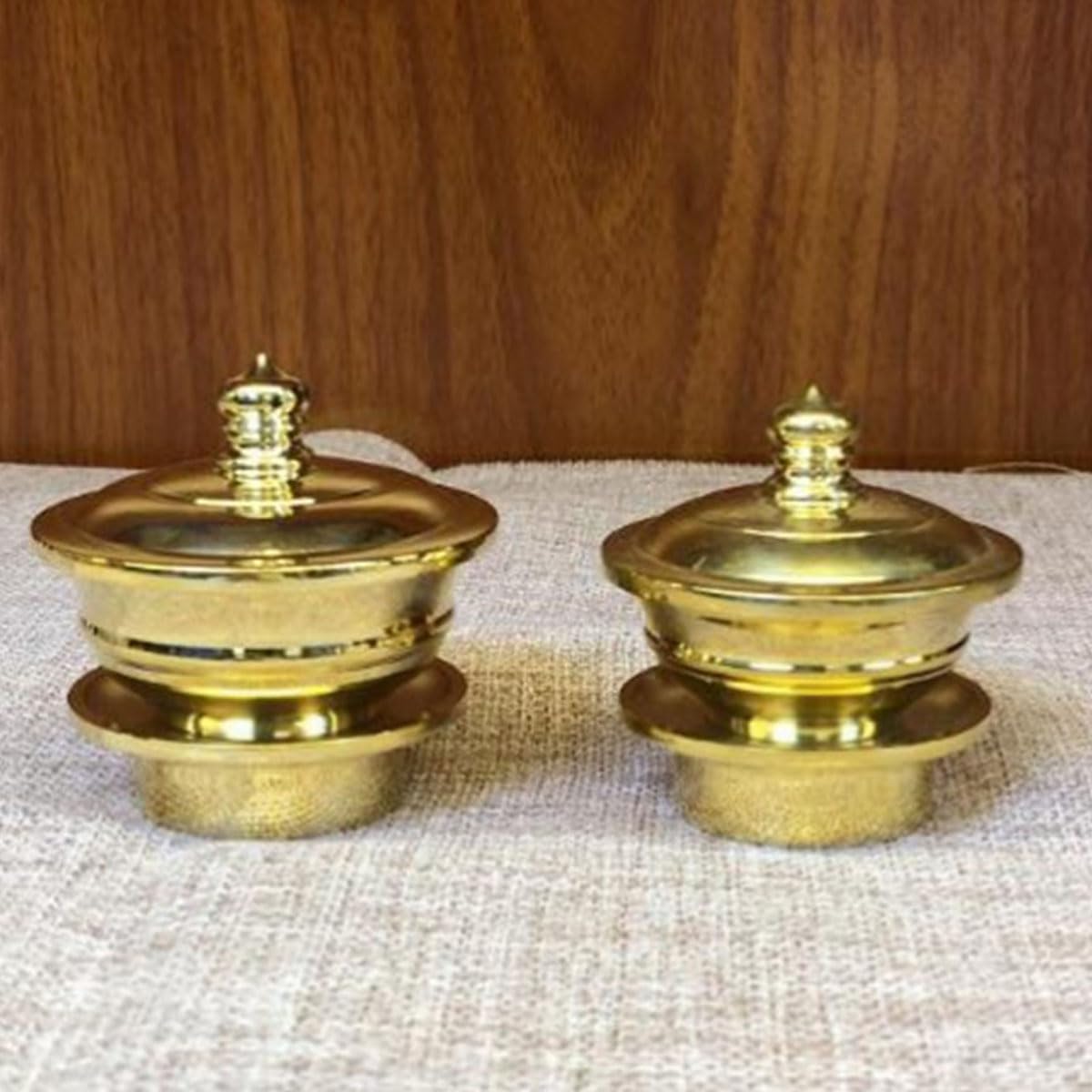 Amazon｜仏具 密教 法具 洒水器、塗香器二器セット 真鍮製｜具足・仏具