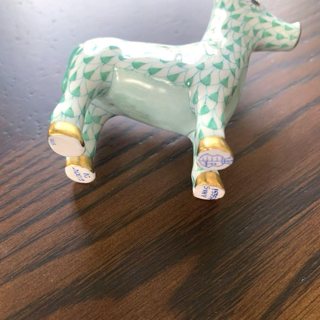 うし(丑・牛・グリーン) ヘレンド/Herend干支置物 Amazon.co.jp
