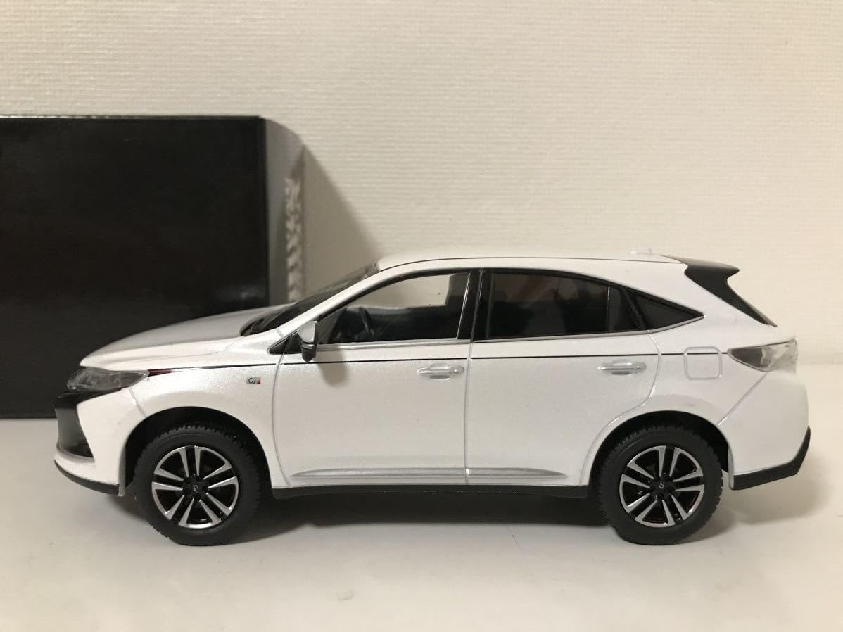 Amazon | カラーサンプル 1/30 ミニカー ハリアー G's ホワイトパール
