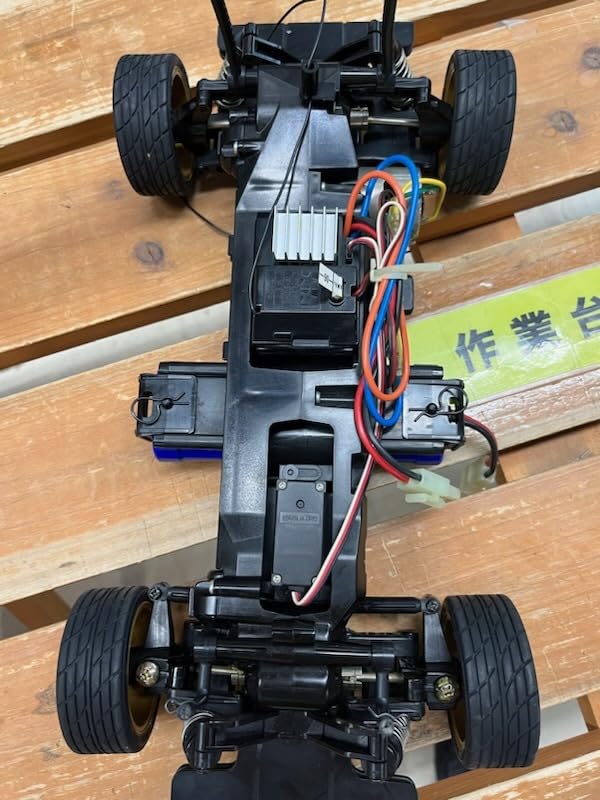 Amazon.co.jp: 絶版品 タミヤ 1/10 電動RC TL01シャーシ完成品 フル