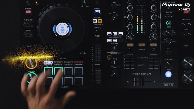 Amazon.com: Pioneer DJ XDJ-RX3 All-In-One DJ System (Black