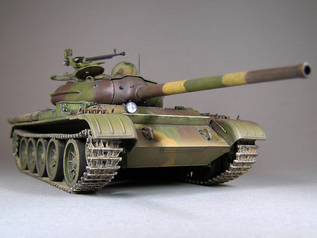 Amazon | ミニアート 1/35 T-54-1ソビエト連邦軍 中戦車 フル