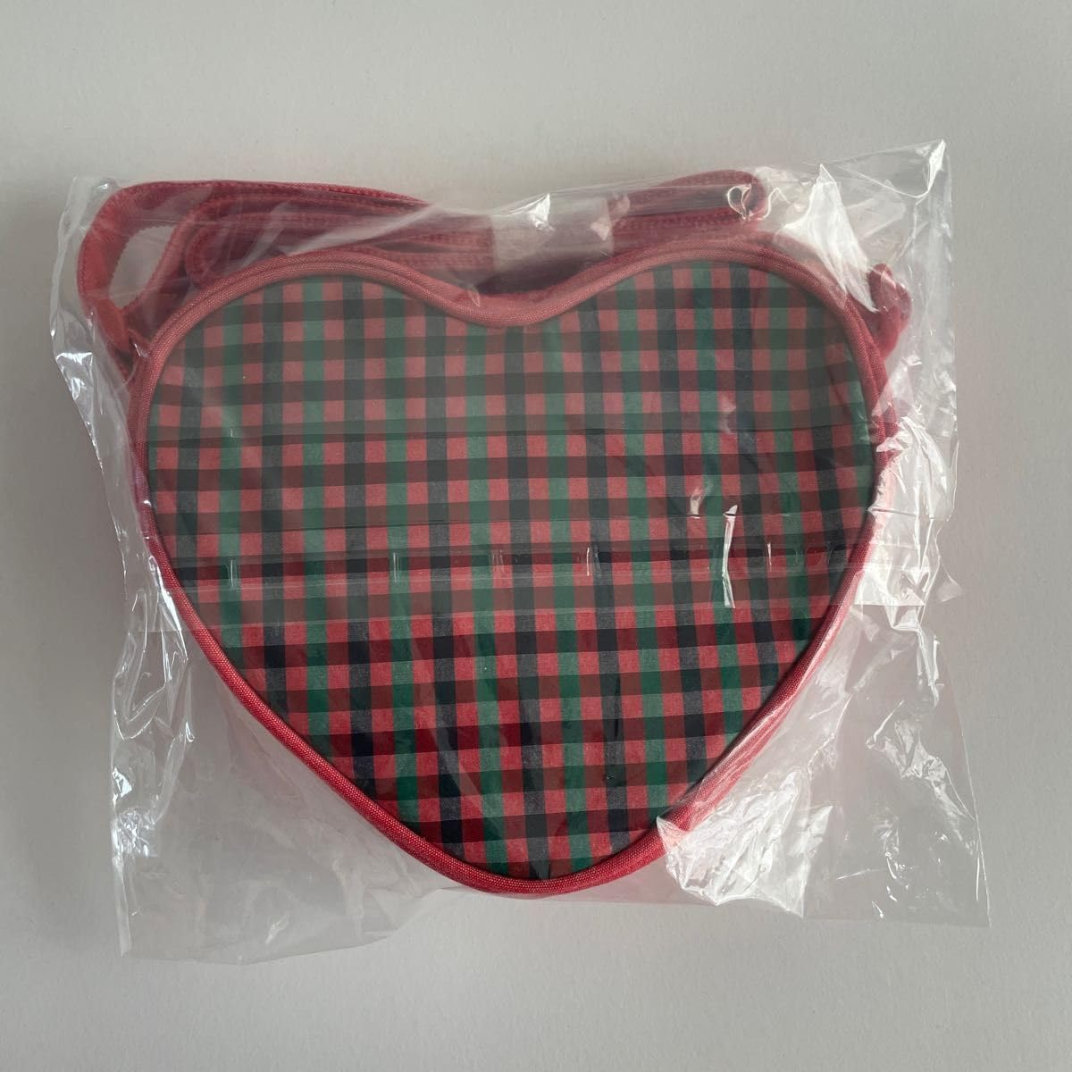 Amazon.co.jp: ポシェット ハート ファミリア 赤 familiar : ファッション