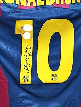 Amazon.co.jp: 正規品ロナウジーニョ／直筆サイン／FCバルセロナ