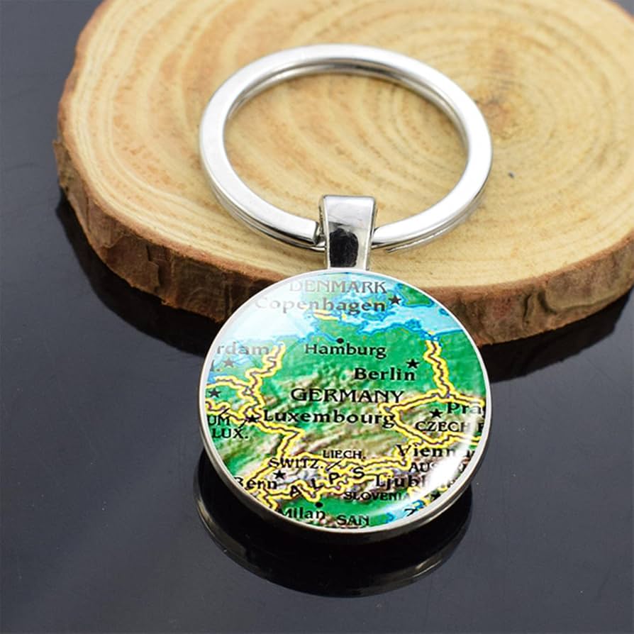 Amazon.co.jp: 世界地球儀地球地図キーホルダーキーチェーンアメリカ