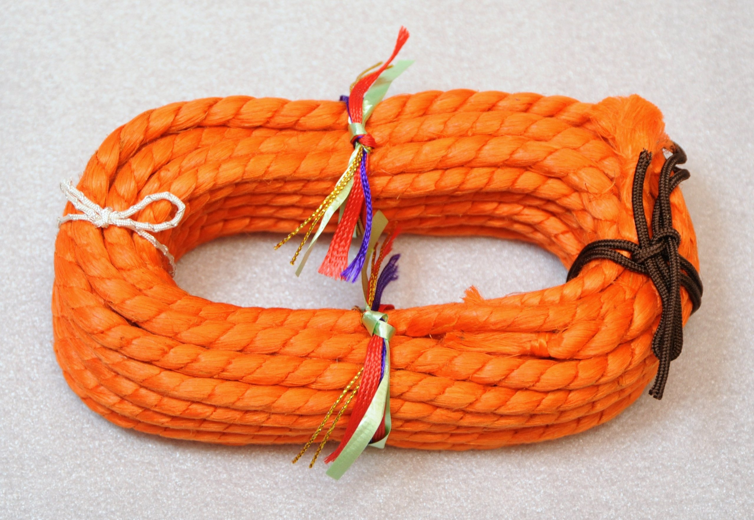 Amazon.co.jp: 小鼓調べ緒 本麻 飛切上 京都山下慶秀堂 主人謹製