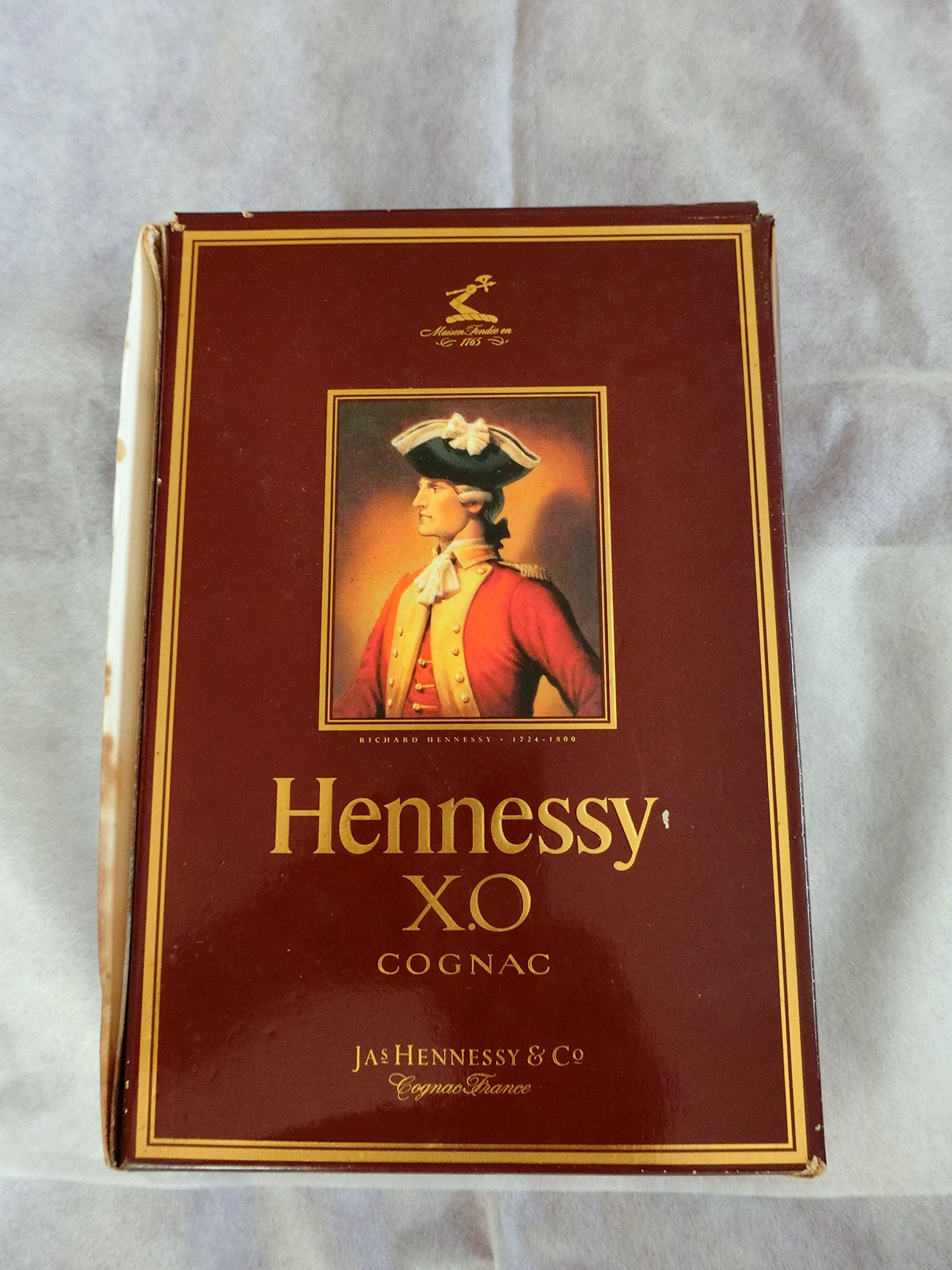 Amazon.co.jp: ヘネシーXO 40°700ml 古酒 金キャップ グリーンボトル