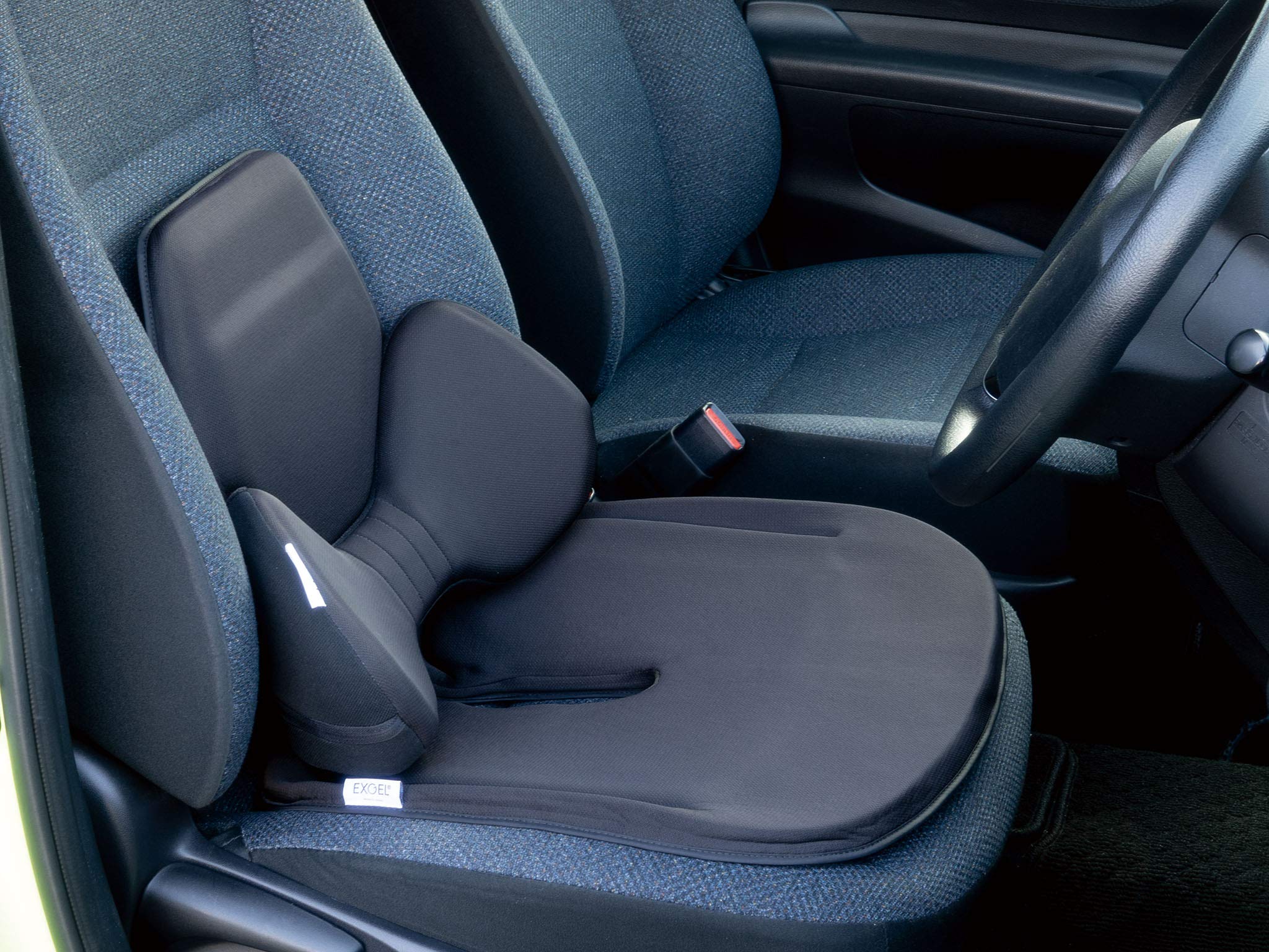 Amazon | EXGEL(エクスジェル) 自動車用クッション ハグドライブ 円座