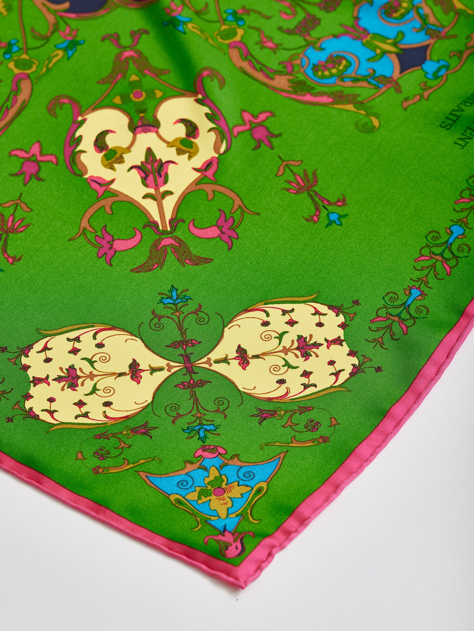 シルクスカーフ88＞オーナメント花柄 – manipuri