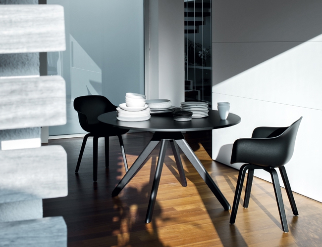 SUBSTANCE [WOOD LEGS] | Magis Japan -official homepage-