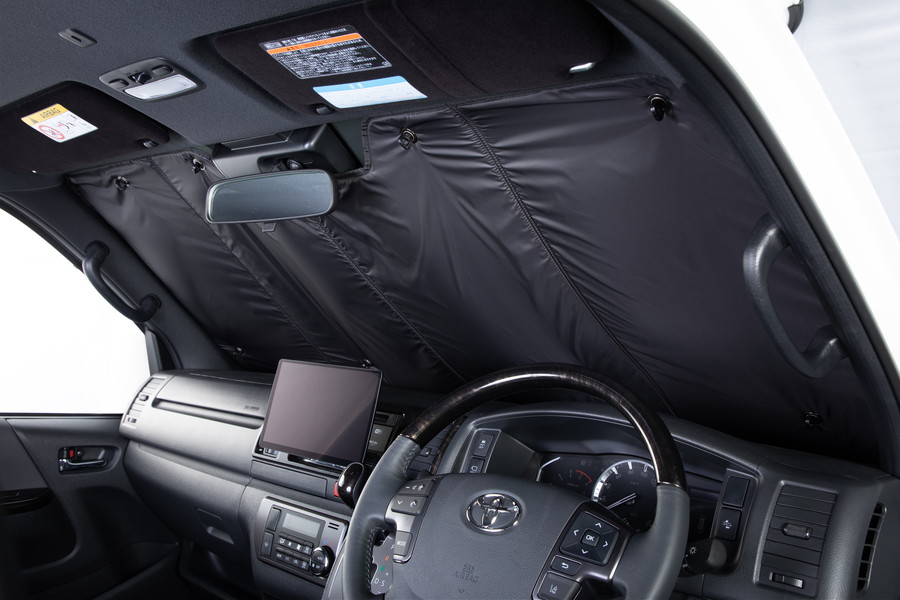 ハイエース専門店 ユーアイビークルのハイエース 遮光パッド フロント3面