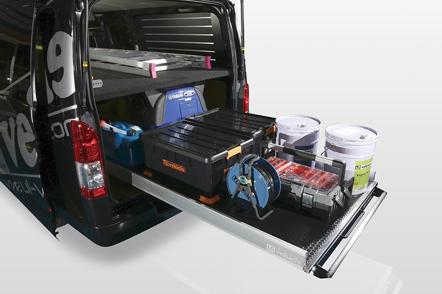 ハイエース スライドフロア -ハイエース200系専門店ユーアイビークル