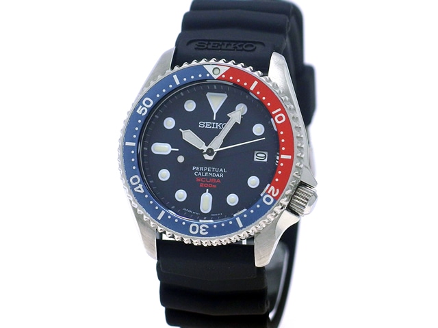 セイコー ダイバー SCUBA 200m 8F35-00A0 パーペチュアルカレンダー