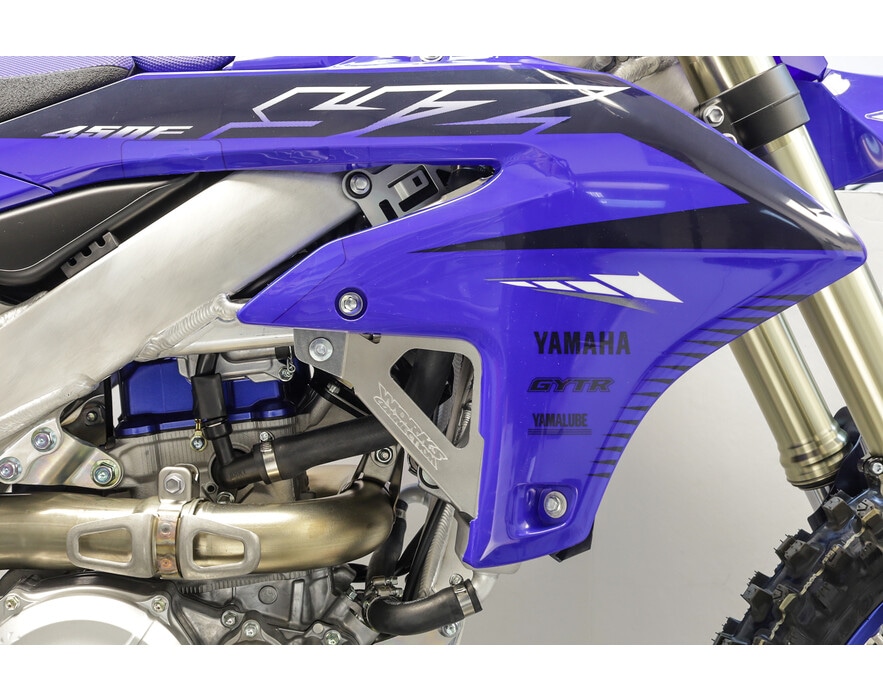YZ250F '24～26/450F '23～'26】ラジエーターブレース WORKSCONNECTION
