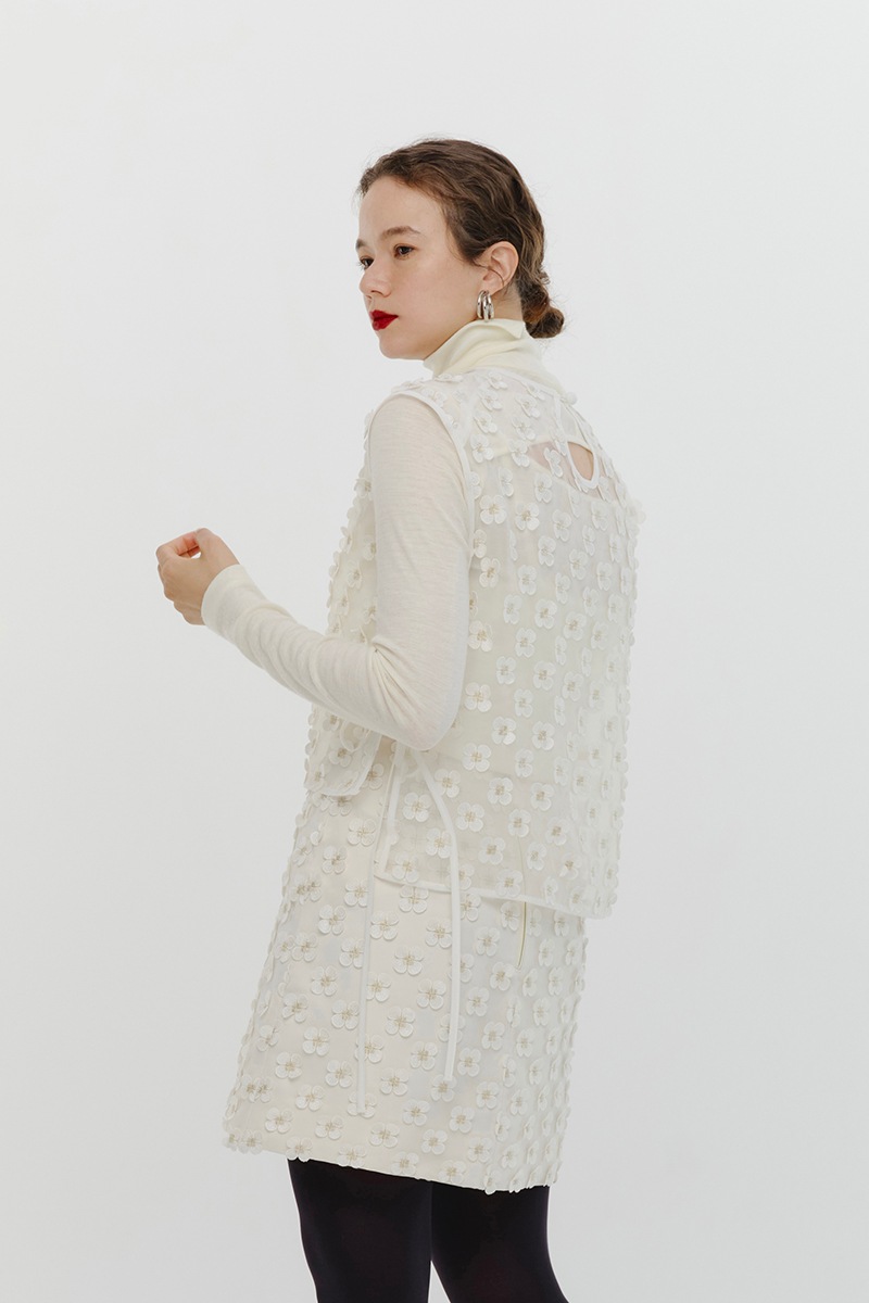 shimeji様 yori クローバージレ ホワイト shirocon cloverジレ yori