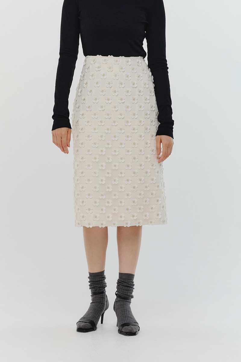 shimeji様 yori クローバージレ ホワイト shirocon cloverジレ yori