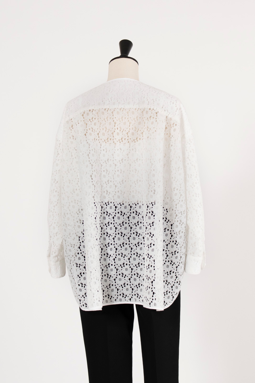 新品☆タグ付き】yori レースオーバーサイズシャツ ホワイト 新品