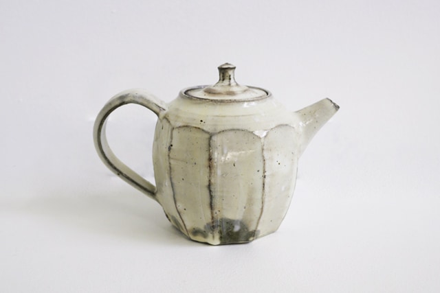 花岡隆 粉引面取ポット