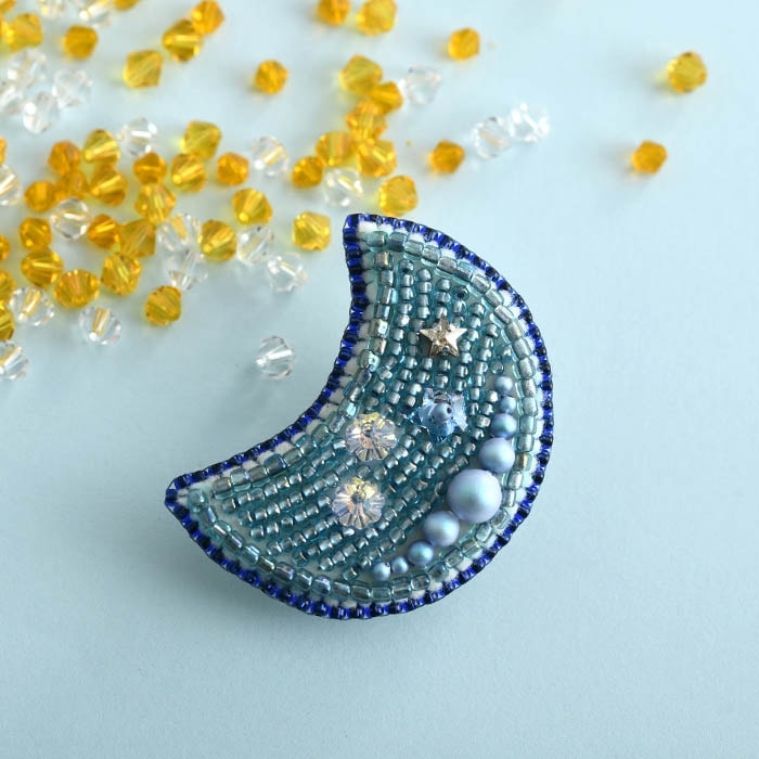 三日月のブローチ 【作家：しのはらみわ（Little”B”.）】 | アイテムで