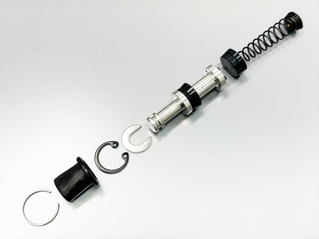 Z1/Z2 マスターシリンダーインナーキット／ダブルデイスク用(サイズ5/8