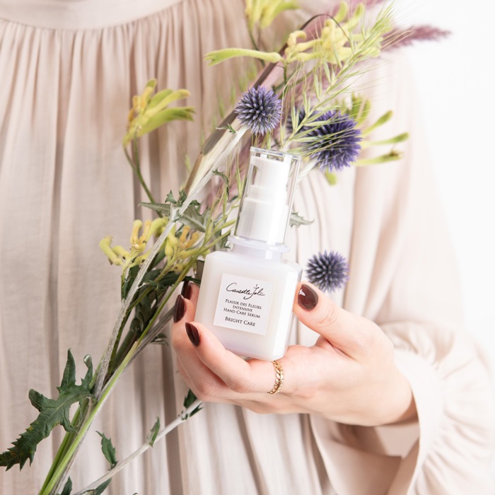 Aging Care】 Plaisir des Fleurs Intensive Hand Care Serum
