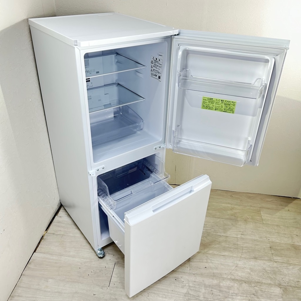 SHARP 冷蔵庫 152L 高年式 2022年式 大きめ ホワイト d4845 SHARP