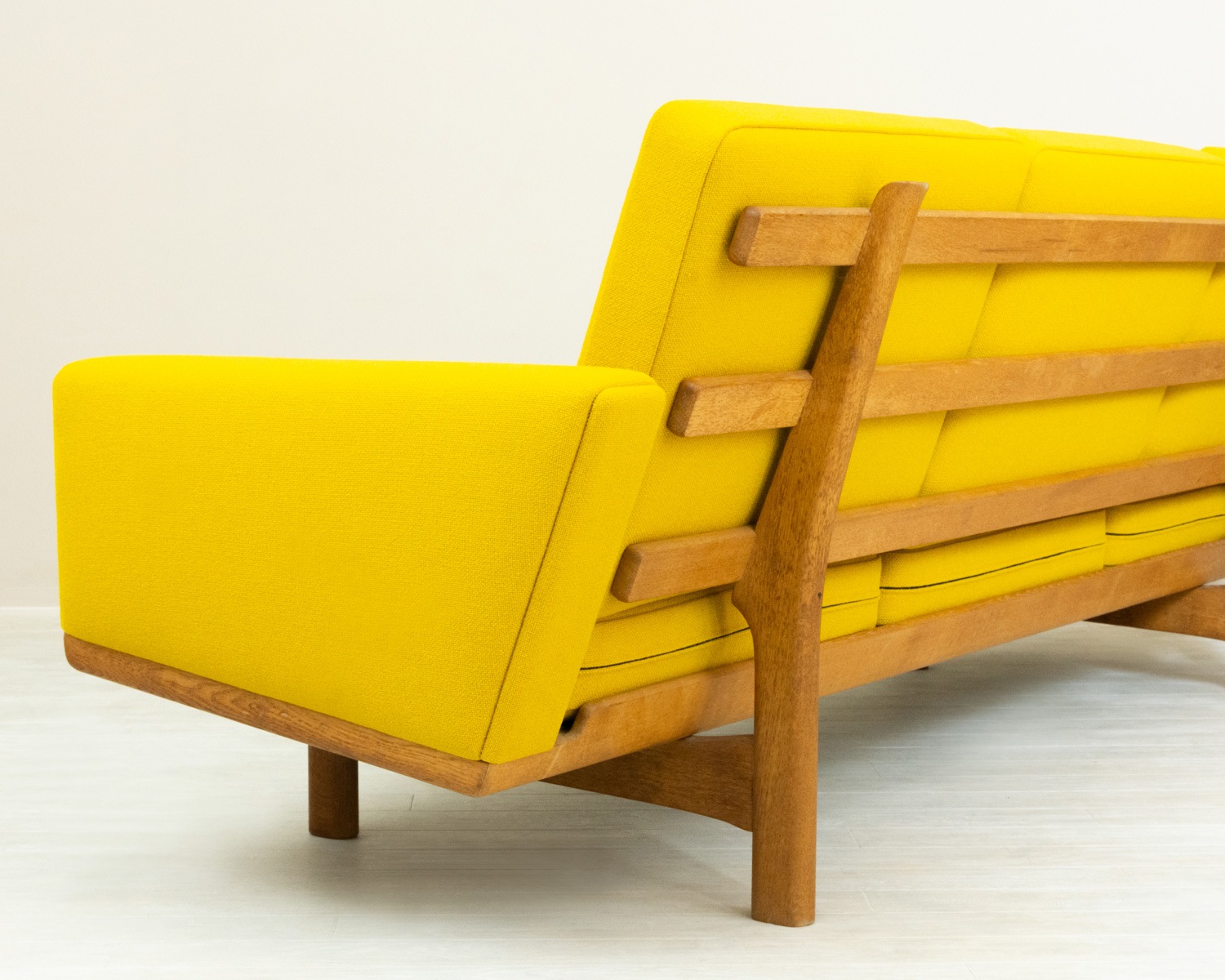 ハンス・ウェグナー GE236 ソファ オーク 北欧ビンテージ家具CLOVERKY