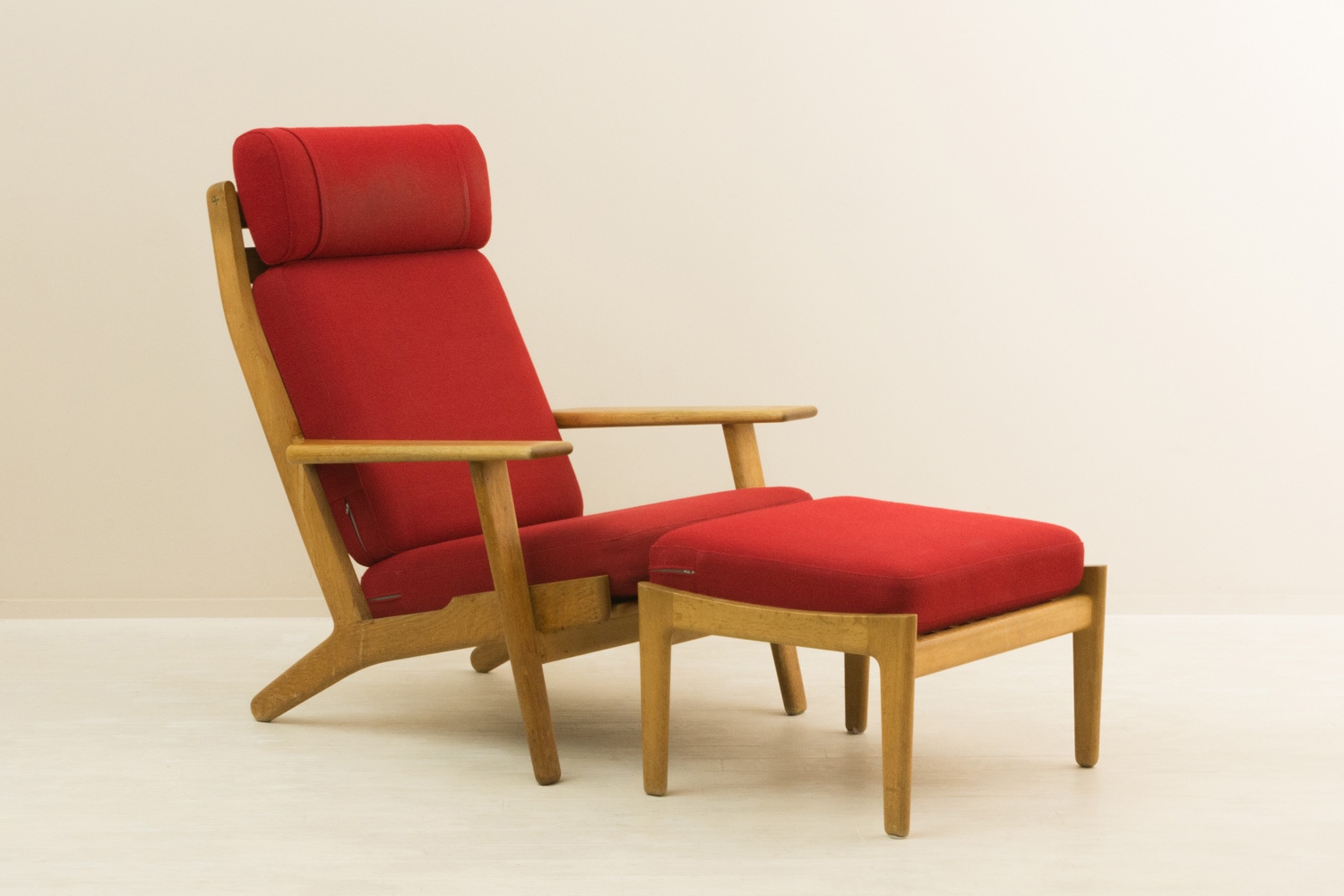 GE290A ハイバックチェア オットマン ウェグナー オーク 北欧家具 通販