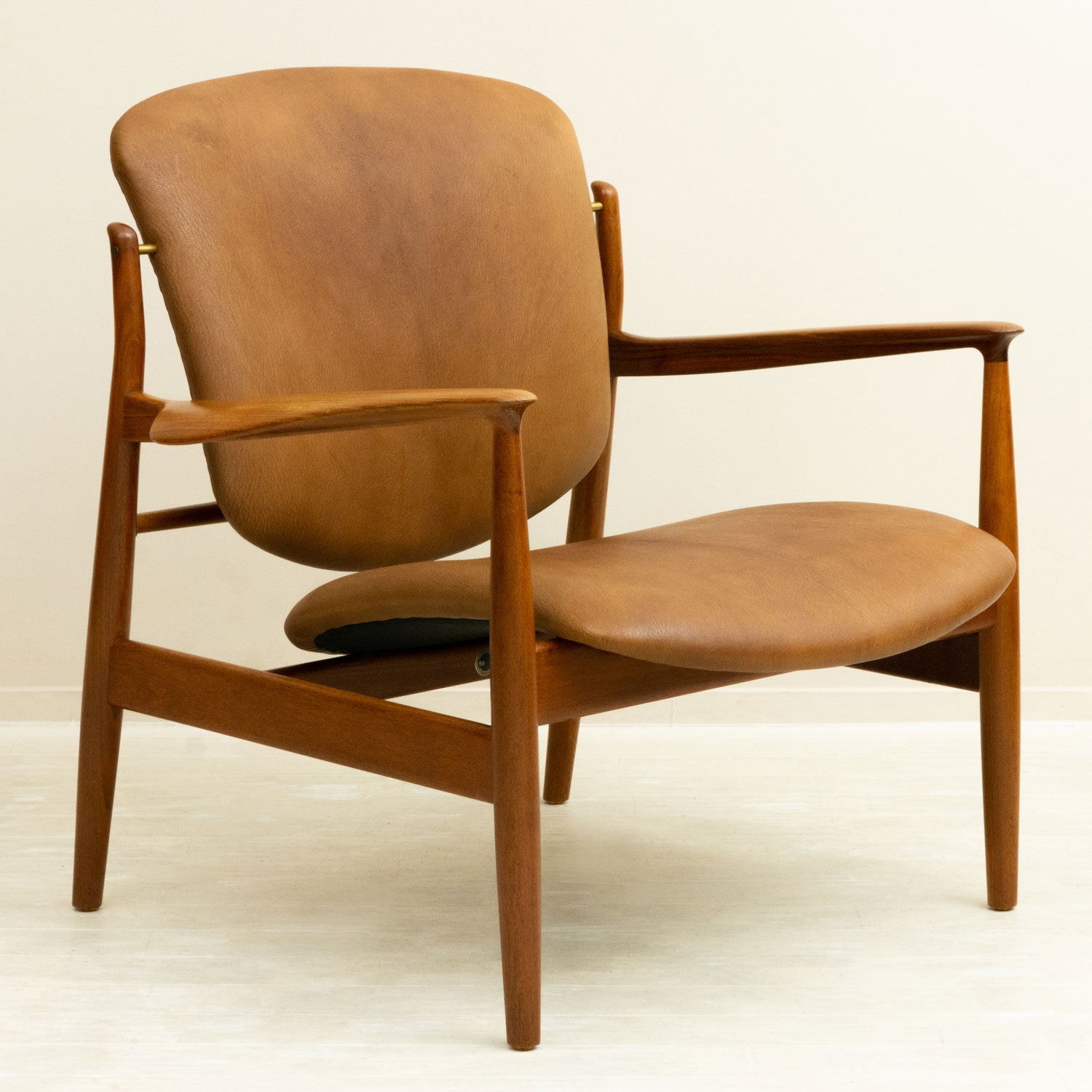 フィン ユール FD136 イージーチェア チーク レザー 北欧ビンテージ