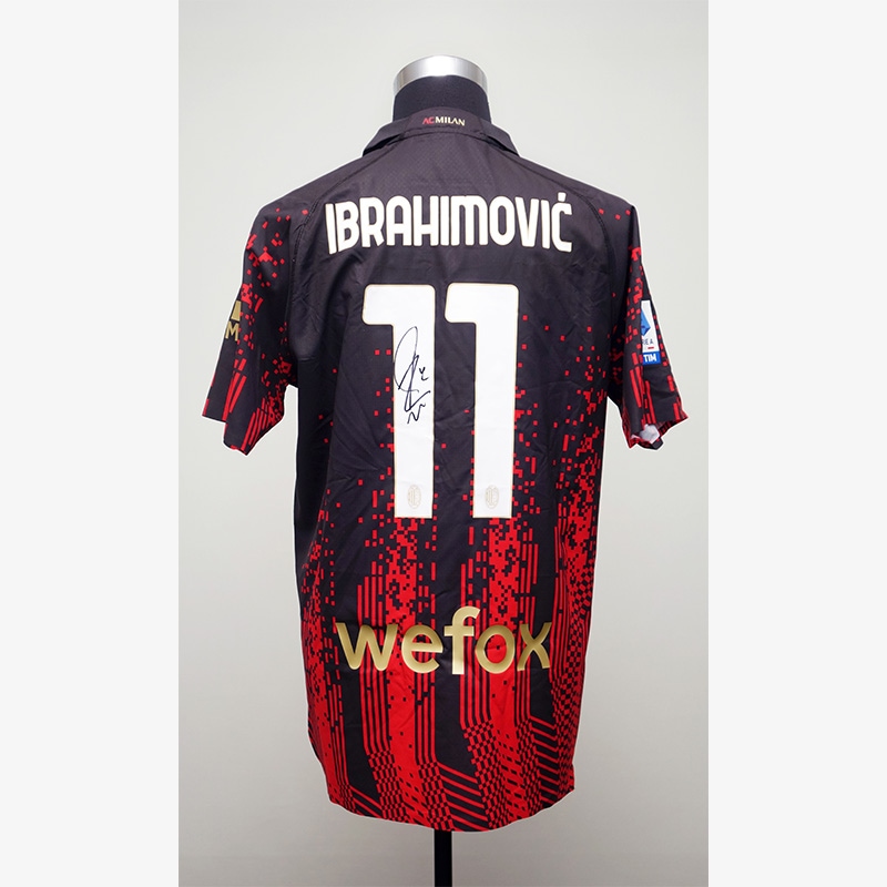 イブラヒモビッチ直筆サイン入りACミラン22/23フォースユニフォーム