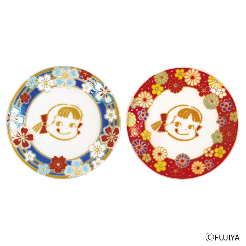 ぺこちゃん専用 マニーローズタイルのプチテーブルとドアプレート