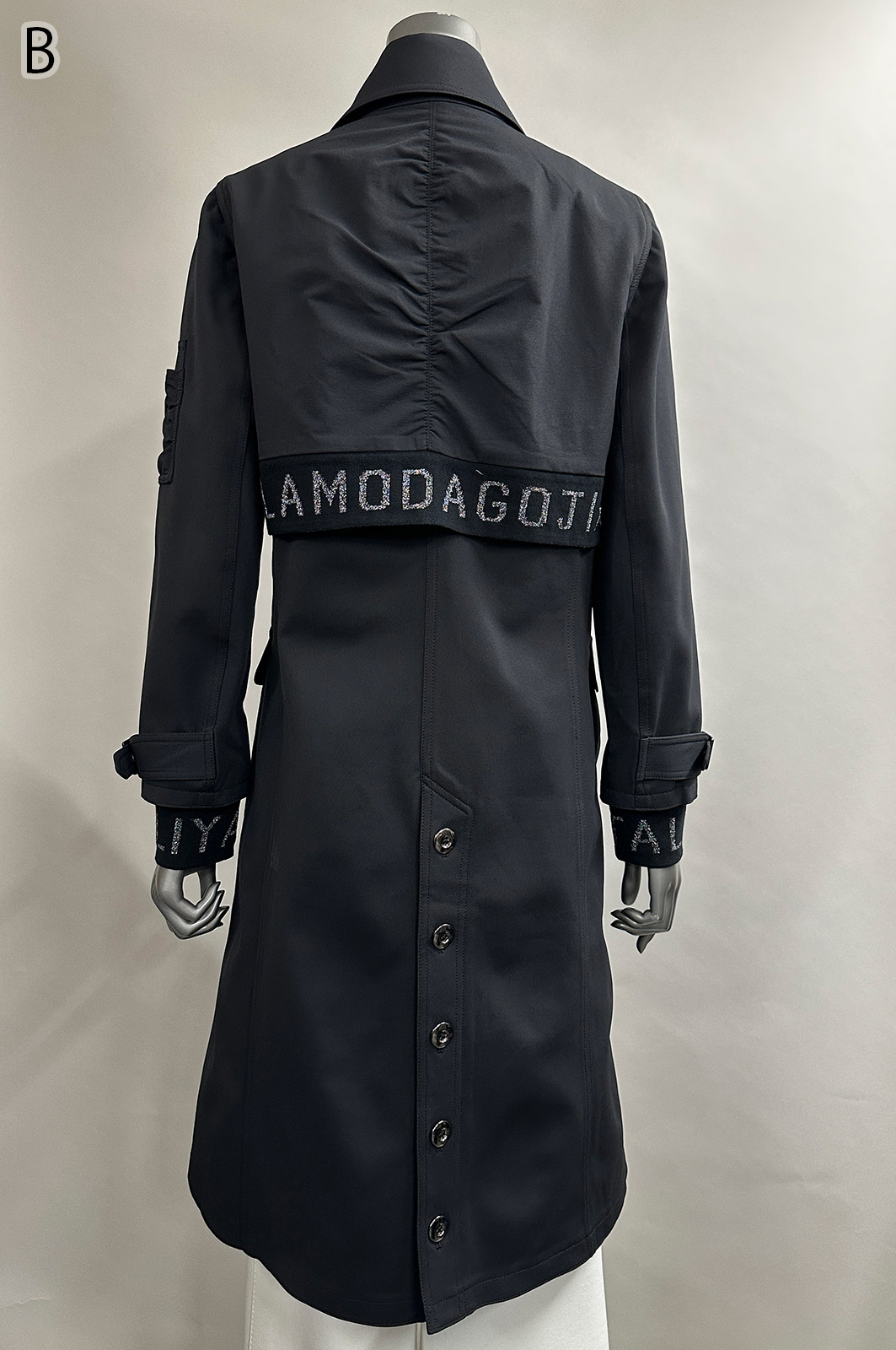 伊太利屋ハーフコート 伊太利屋|コート|【ハードオフ公式通販】オフモール|1030960000000275