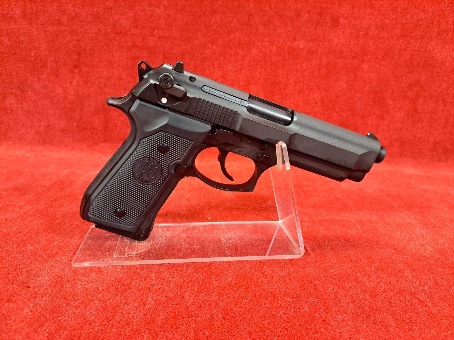 店内全品5％OFFクーポン】マルシン 発火型モデルガン U.S.N 9mm M9