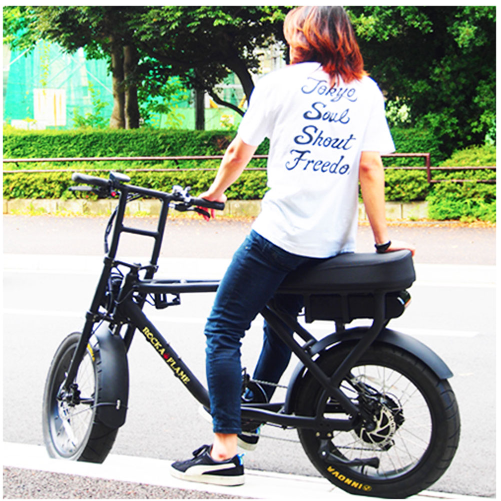 電動アシスト付き自転車 ロカフレーム マカミ マットブラック ROCKA