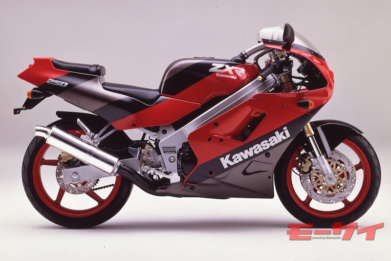 ニーゴーマルチ最後発だったけど最強性能だった！ ZX-25R以前の