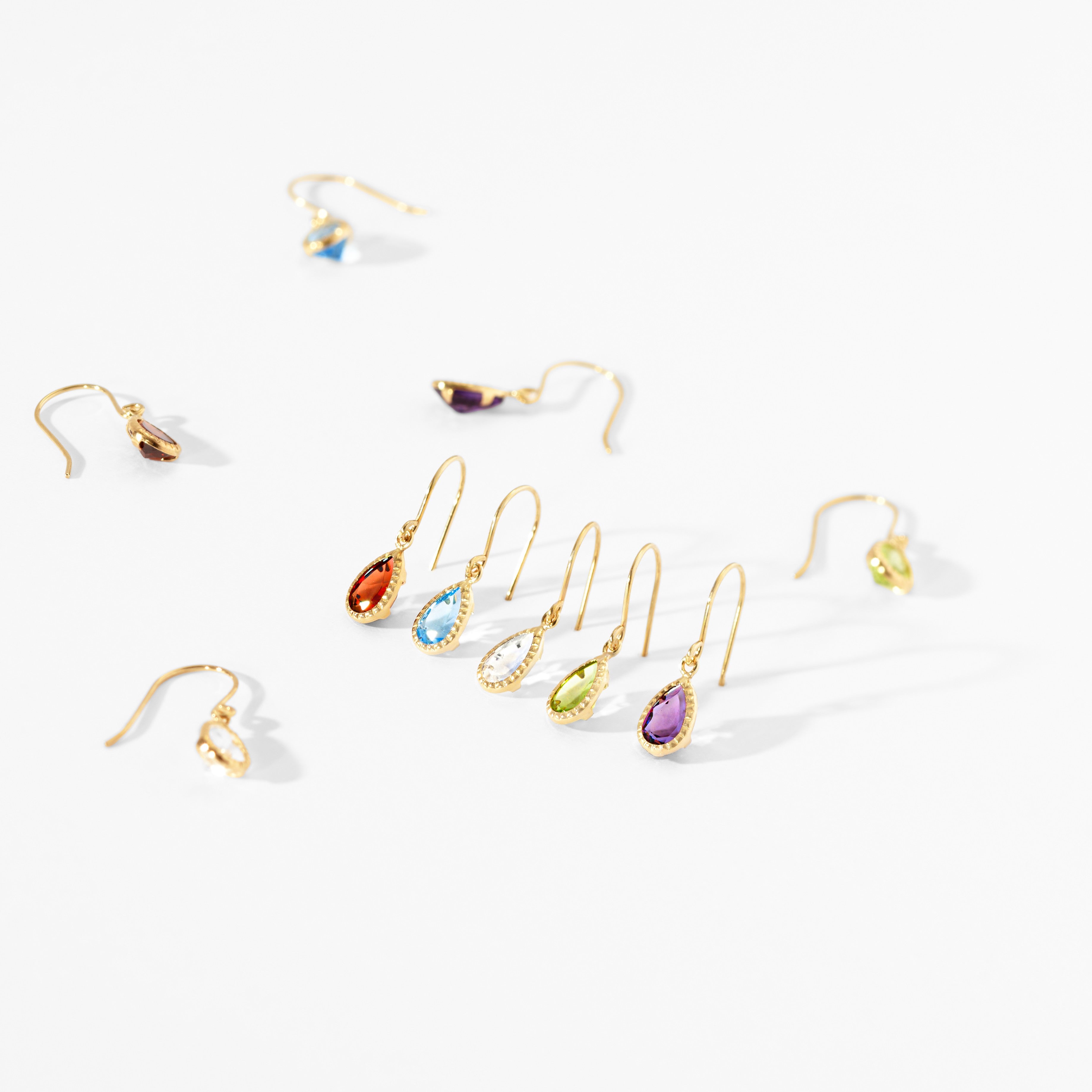 K10 クォーツ フックピアス - me.（エムイードット）