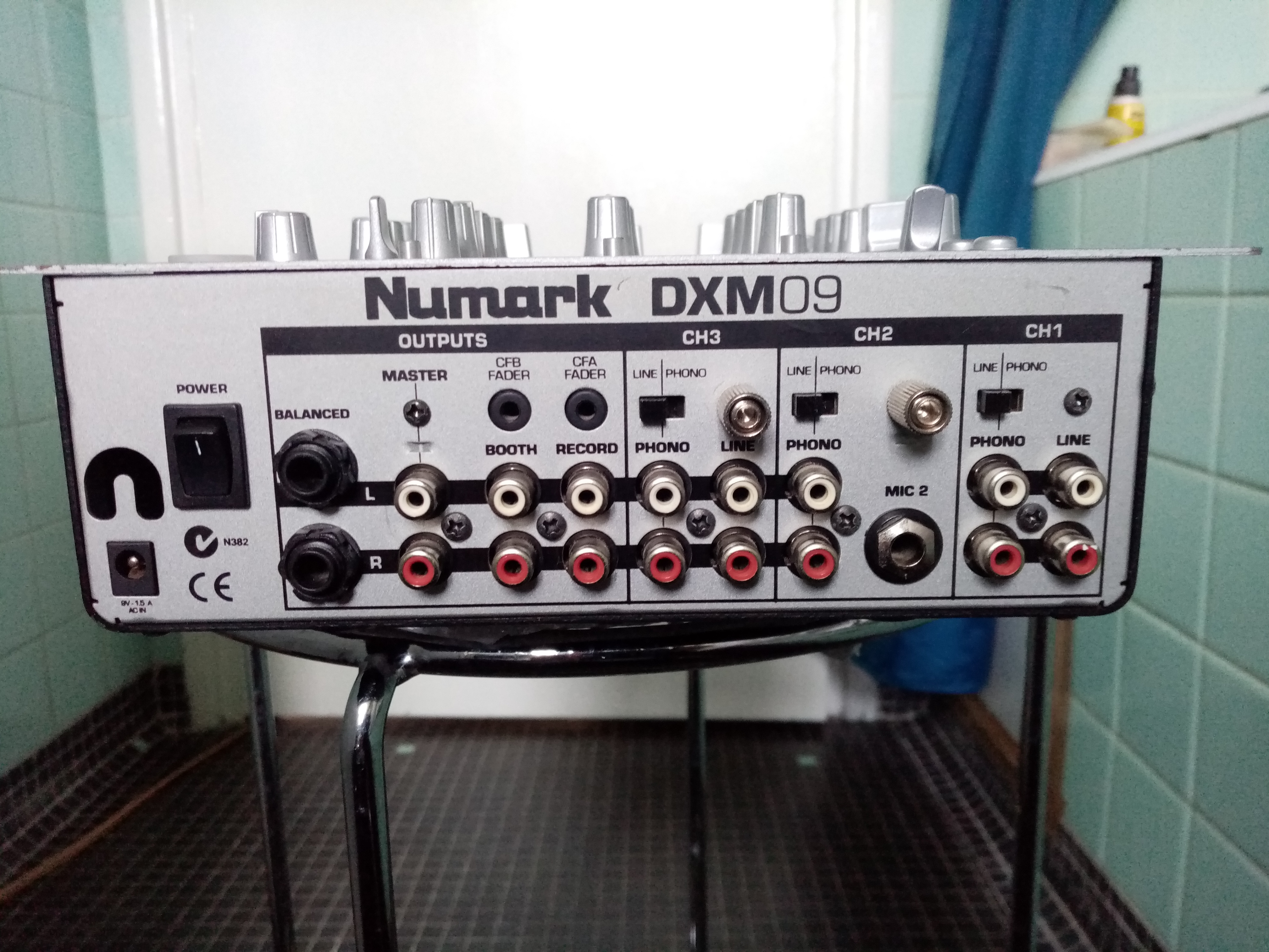 DXM09 - Numark DXM09 - Audiofanzine