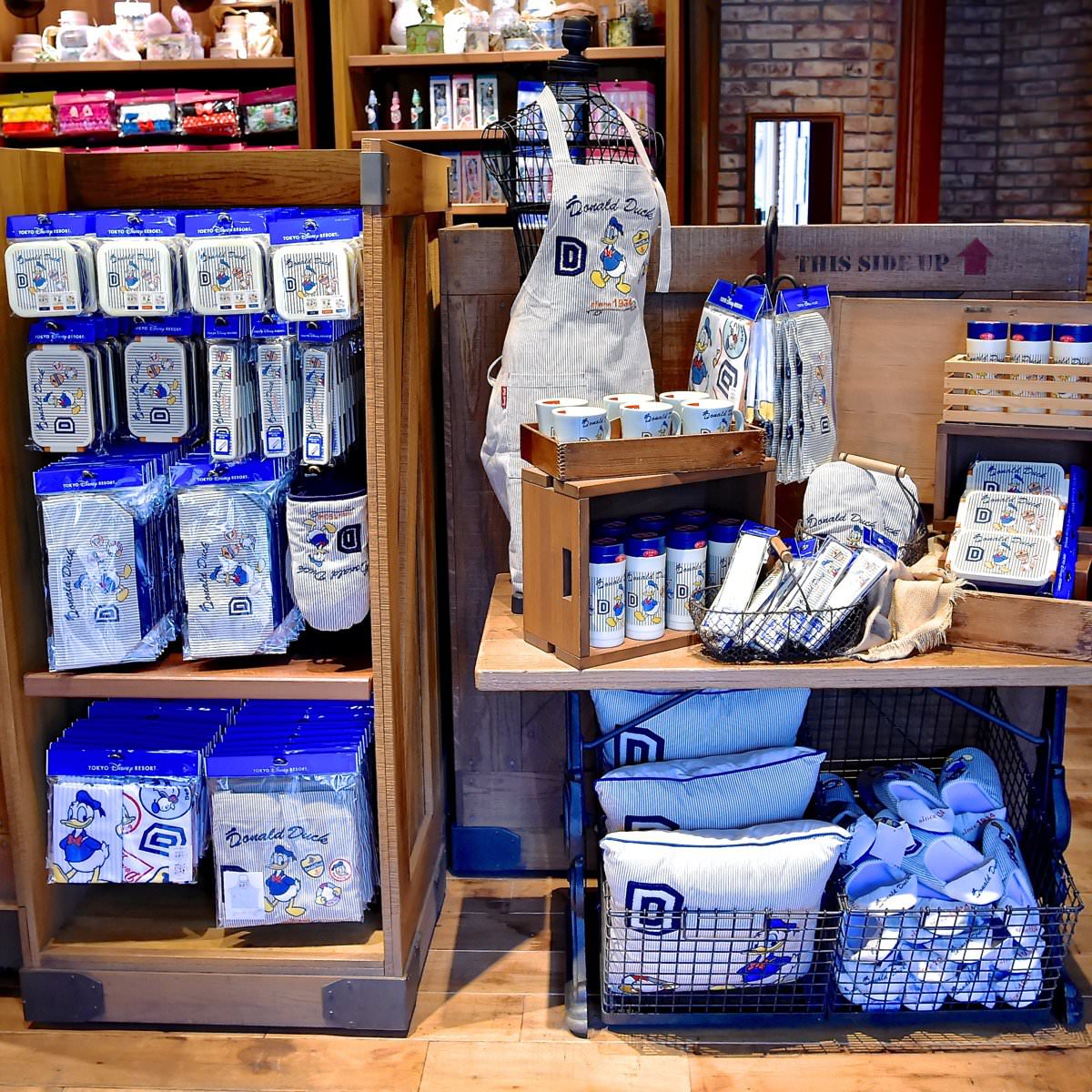 アメカジ気分☆東京ディズニーランドのドナルドグッズ -