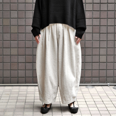 HARVESTY（ハーベスティ）/ ビッグコーデュロイ サーカスパンツ